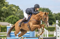 Kelsey Leahy and Showcause Take Out Amateur Qualifier 2 at Takapoto